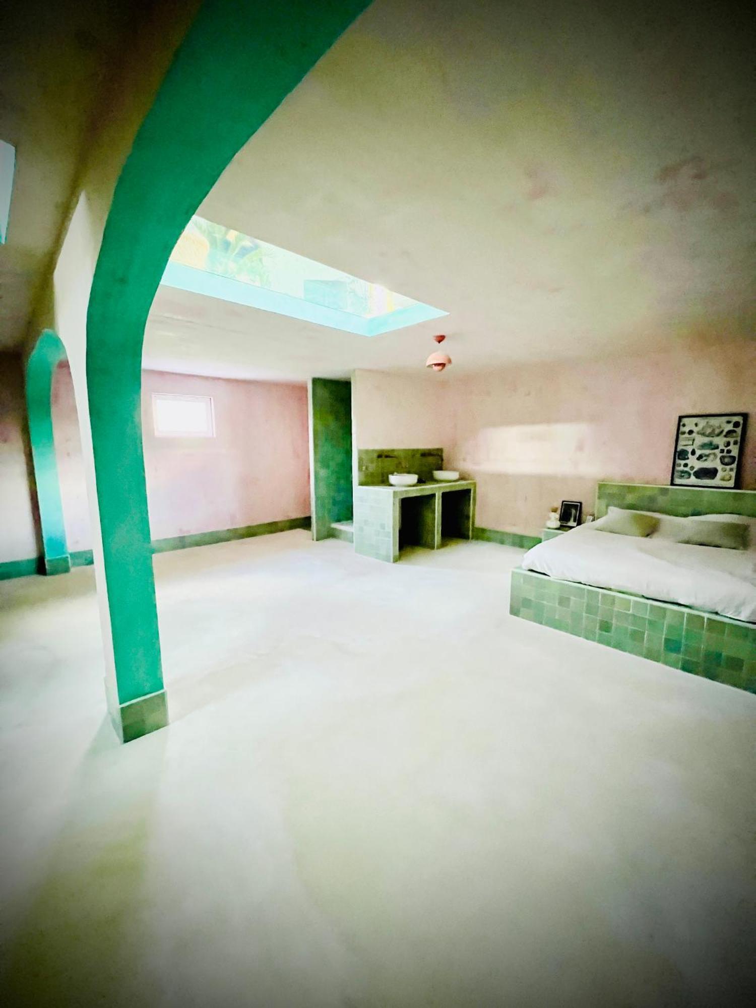 Green Garage Bayonne Room photo